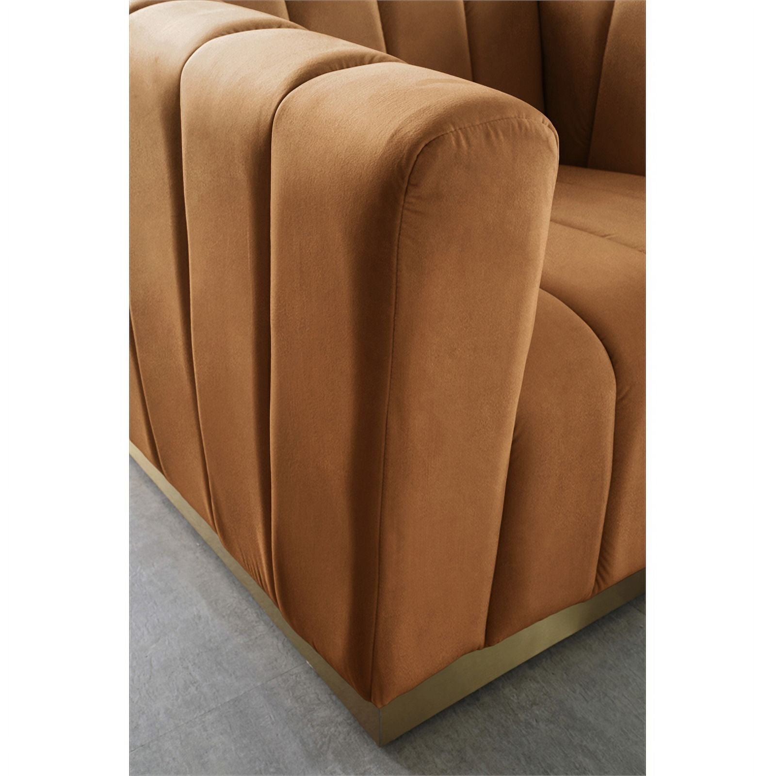 Saddle Velvet Sofa T48453