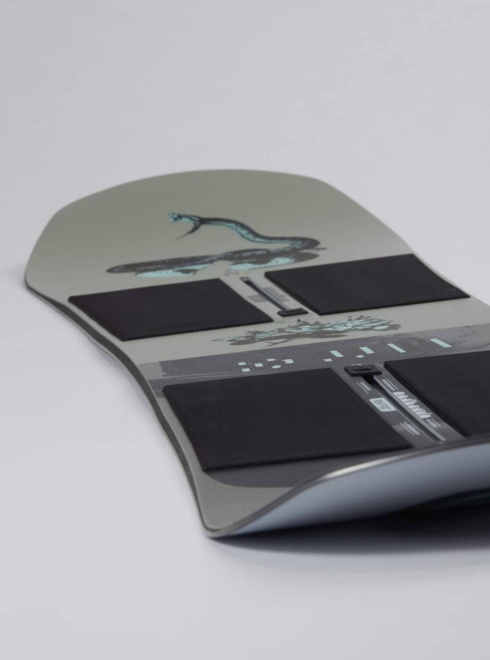 Name Dropper Snowboard B77452
