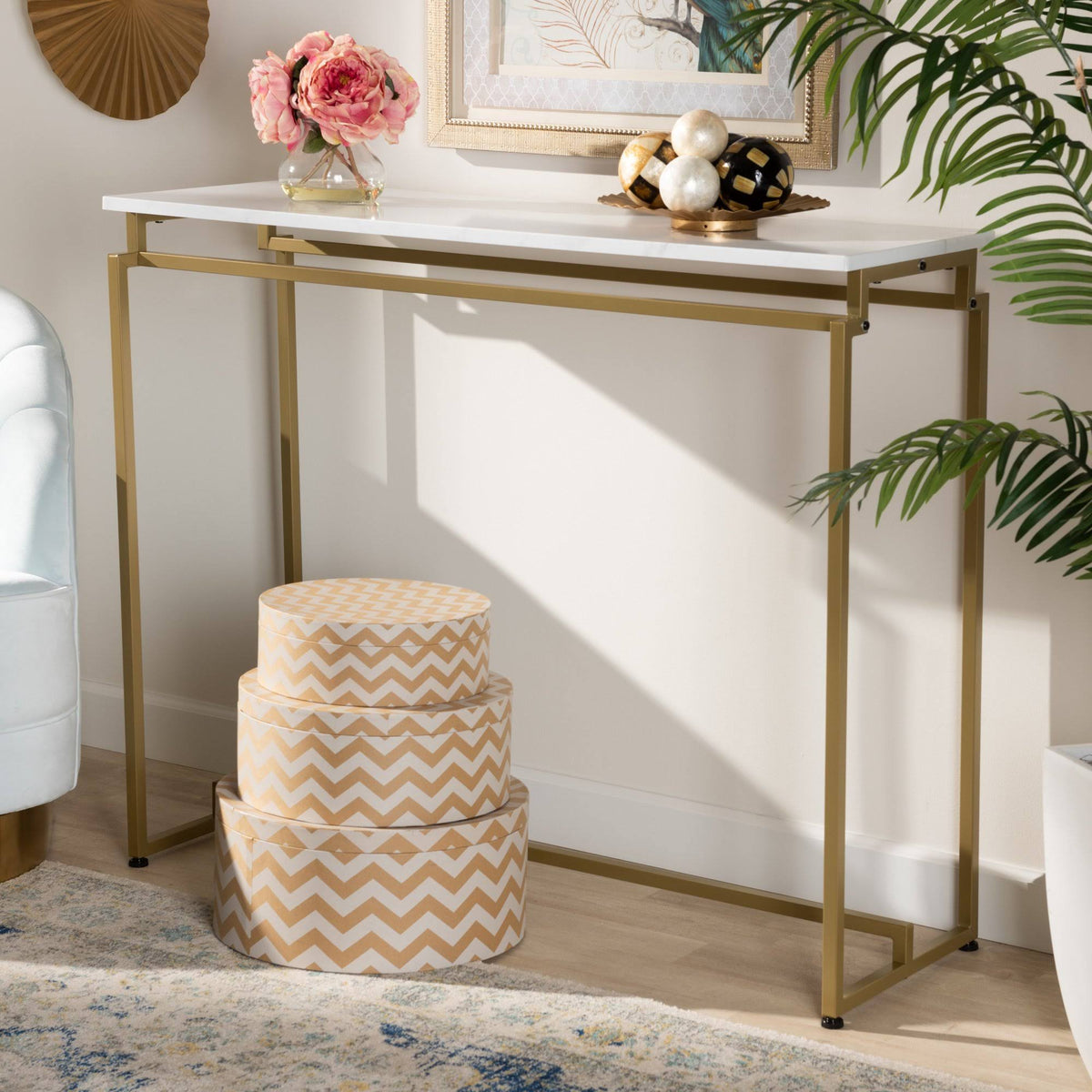 Gold Faux Marble Console Table E92430
