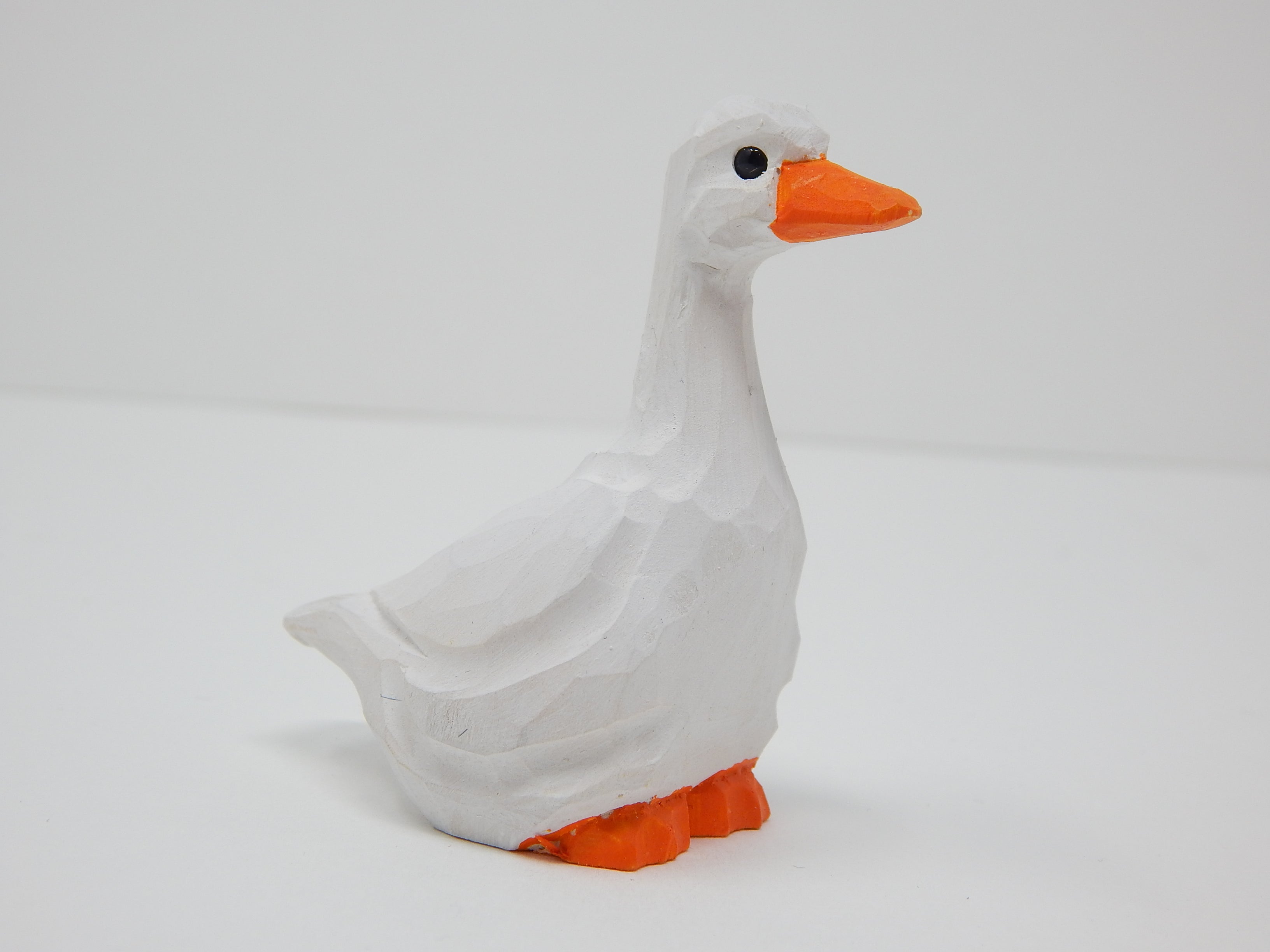 White Goose Handmade Wood Carved Figurine Collectible C5373