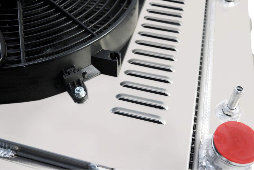 4 Row Core Radiator with Fan Shroud and Relay H7818