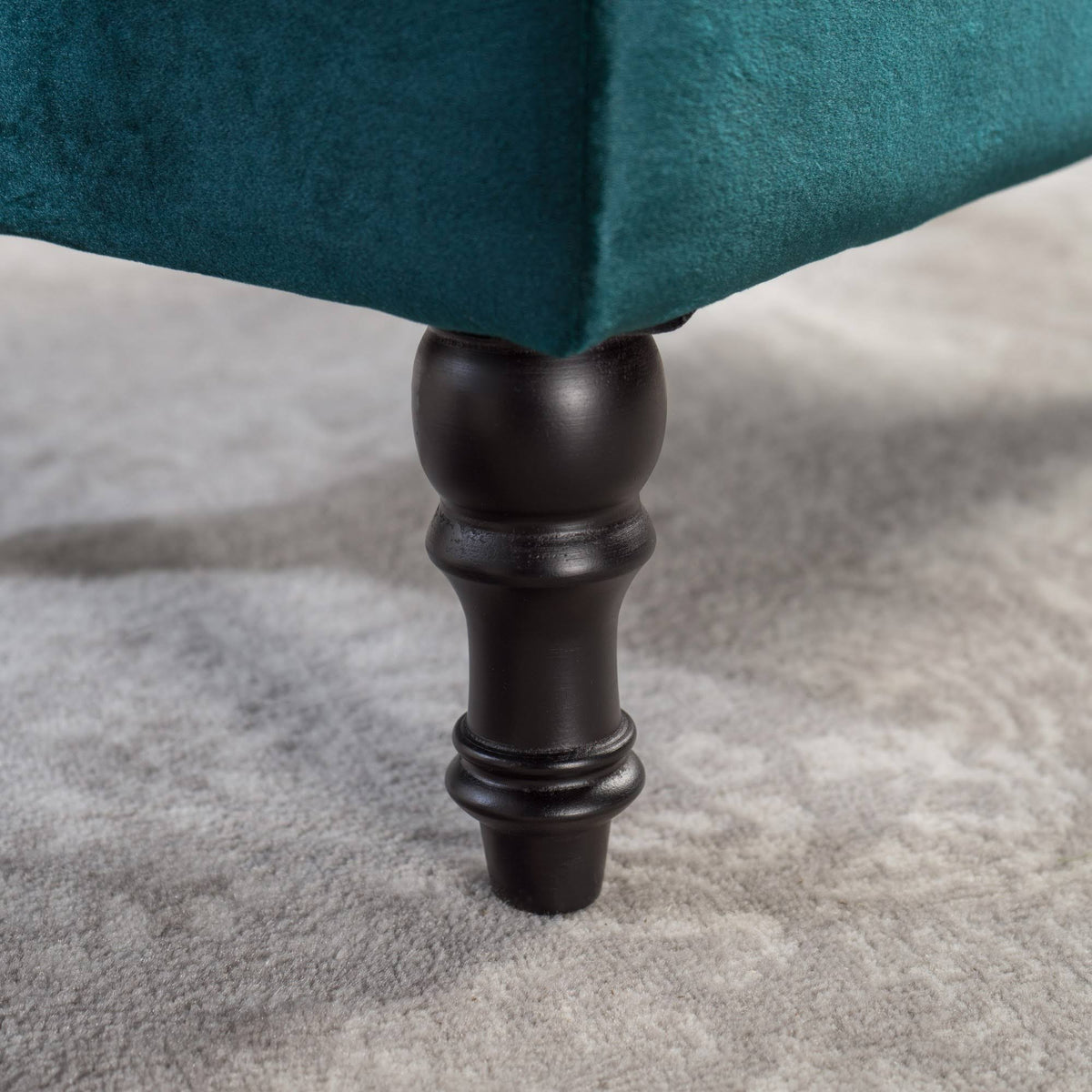 Teal Tufted Velvet Ottoman Bench M454276