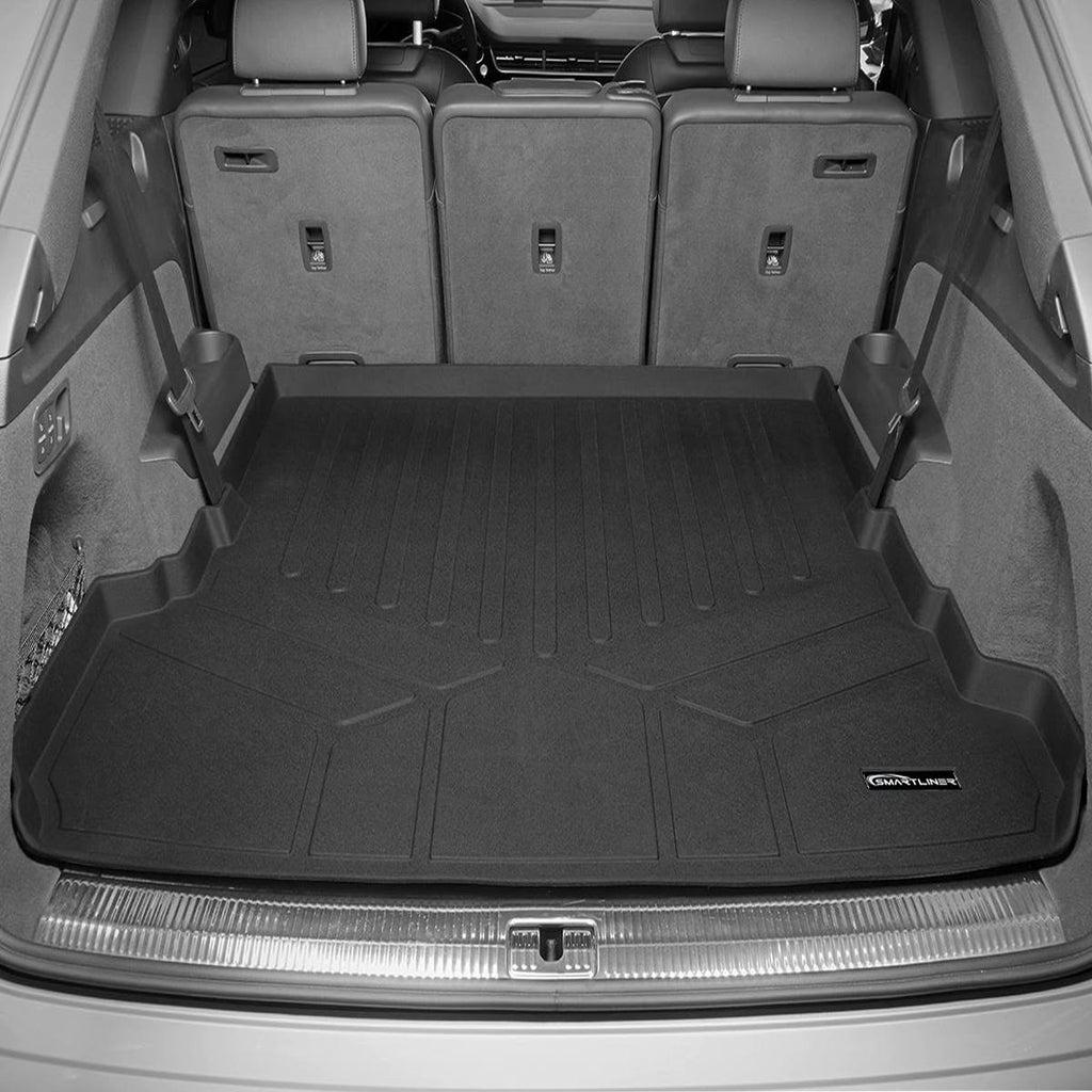 Black Cargo Liner T849