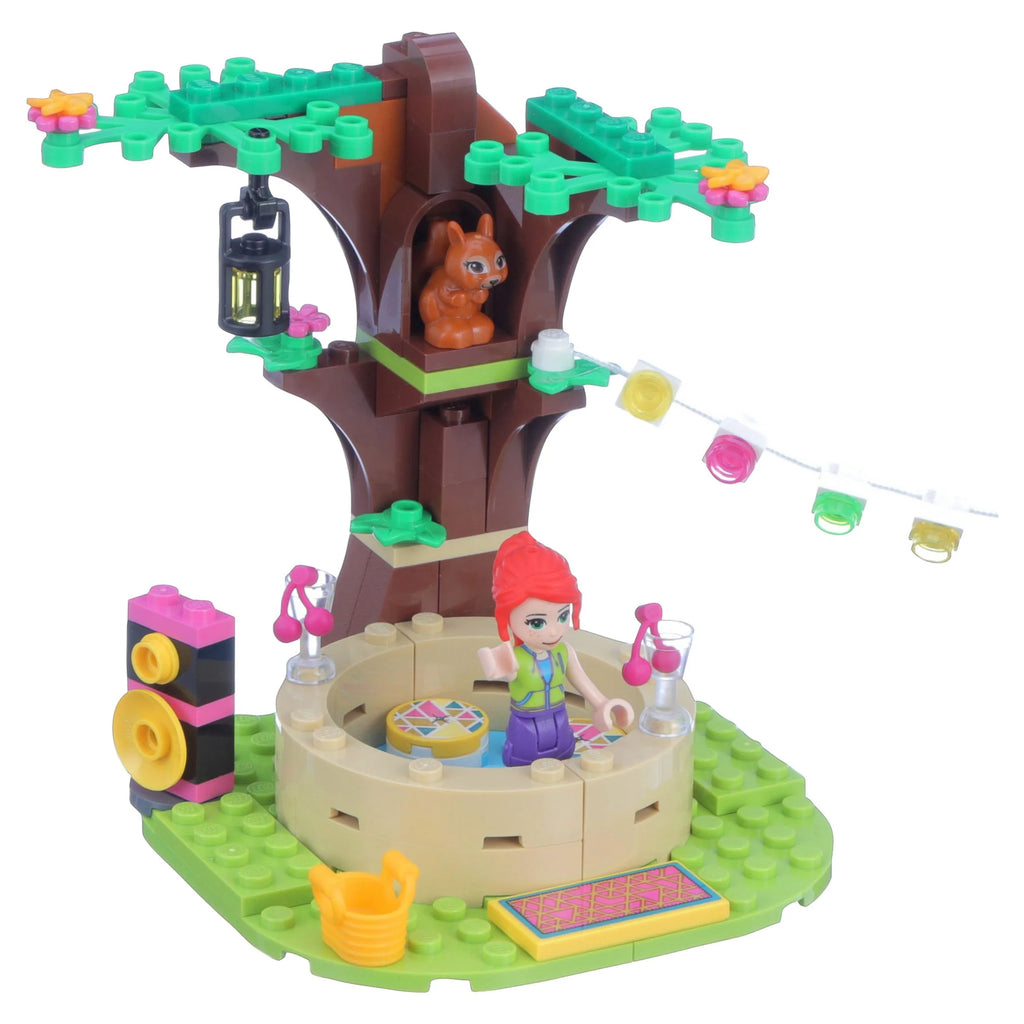 LEGO Friends Camping Building Kit (241 Pieces) B626204