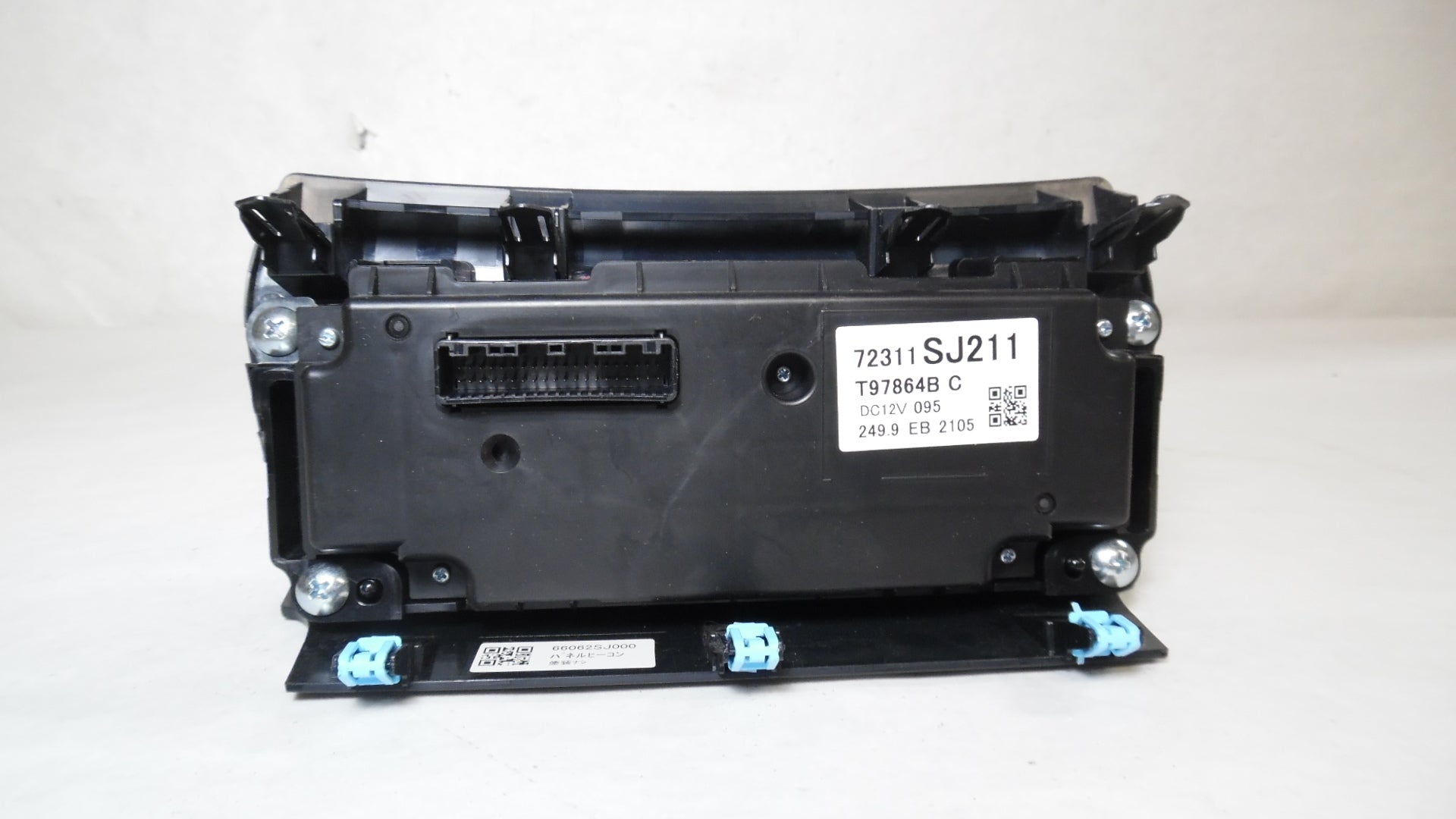 Pre-Owned Subaru Forester Auto Climate AC Heater Temperature Control OEM N297850