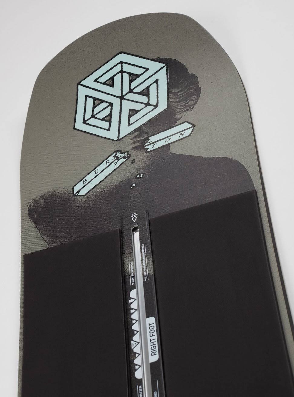 Name Dropper Snowboard B77452