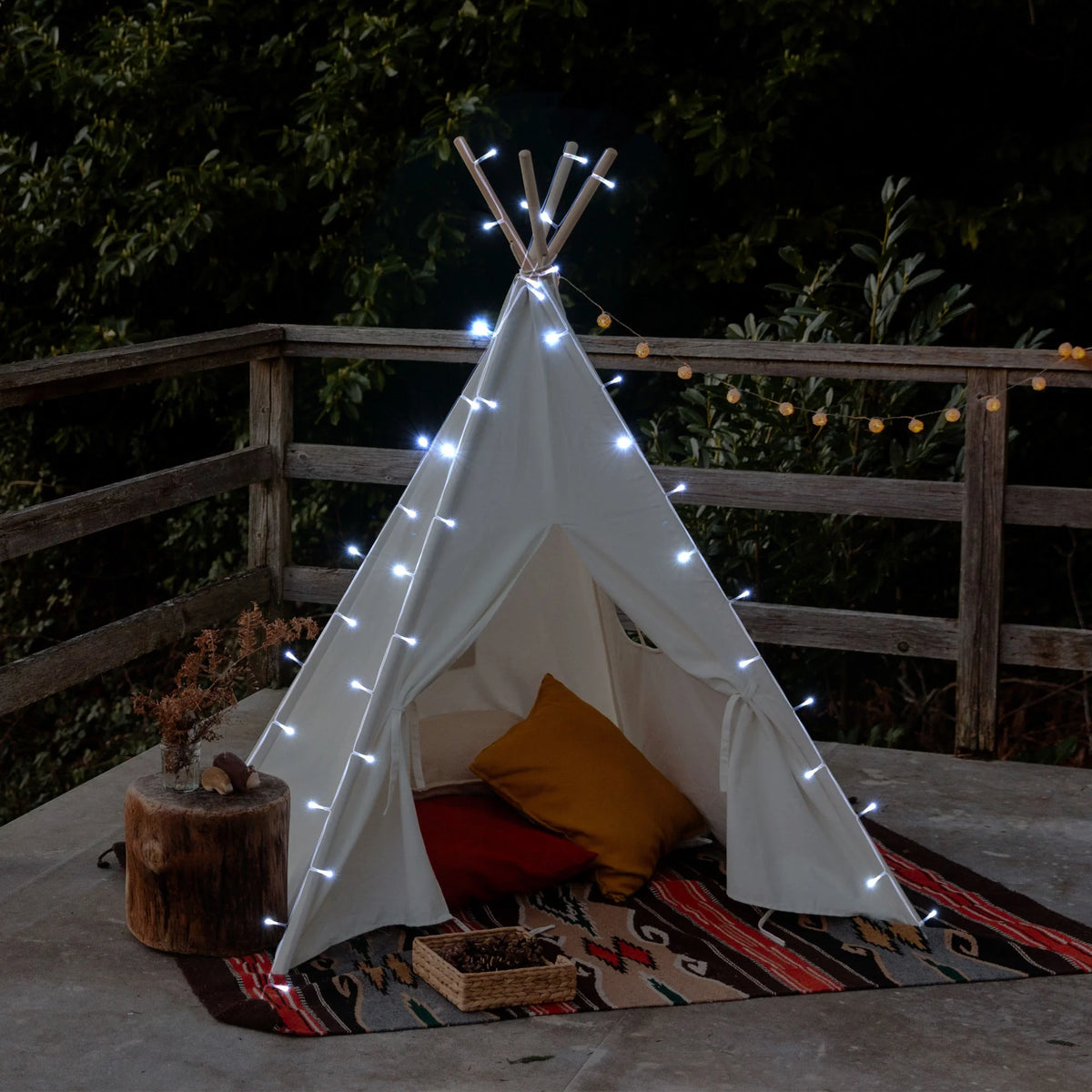 96 LED Cold White Solar String Light for Patio Umbrella D2955