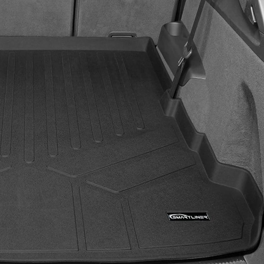 Black Cargo Liner T849
