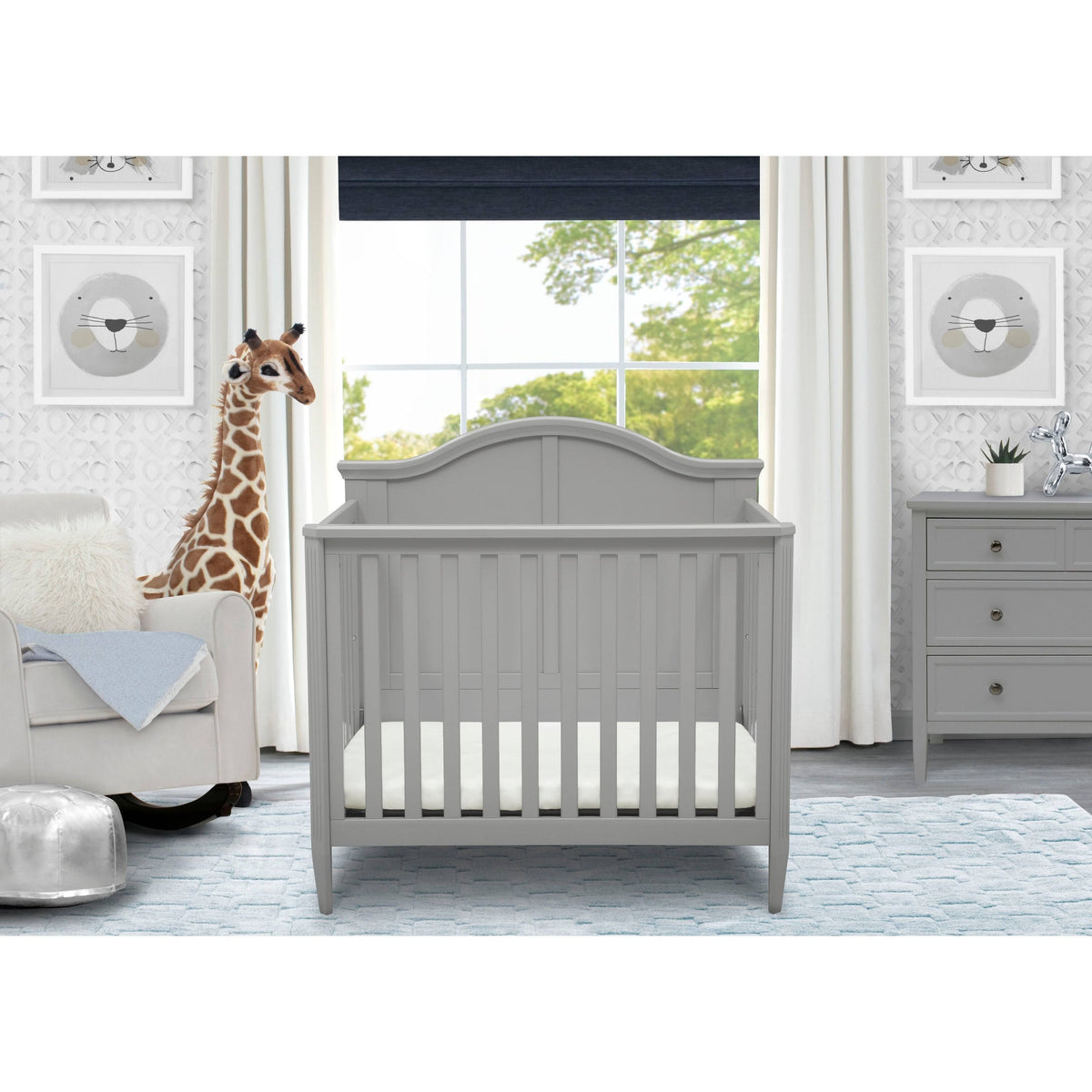 Mini Convertible Baby Crib with Mattress in Bianca White J3149